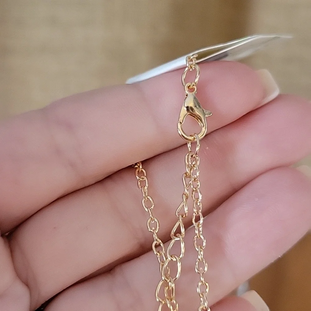 FLOWER BUNNY NECKLACE